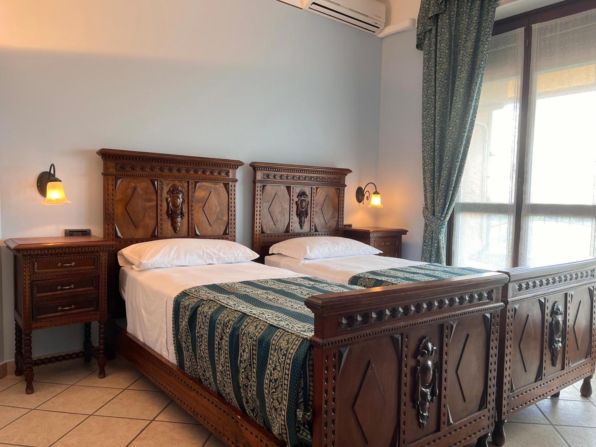 Belvedere Bike Hotel Monta Room photo