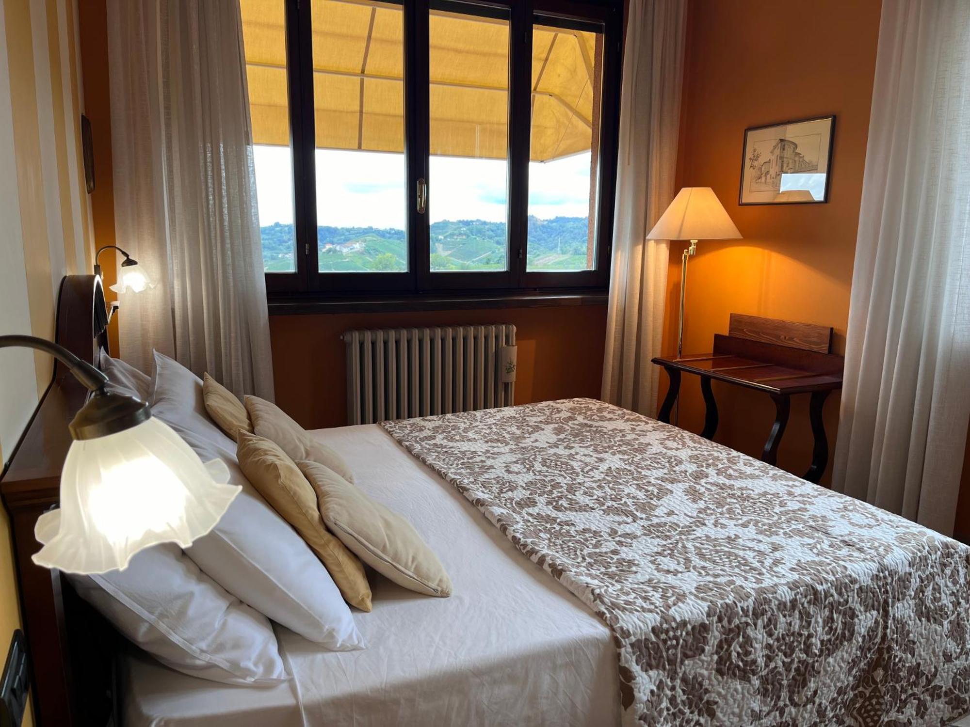 Belvedere Bike Hotel Monta Room photo