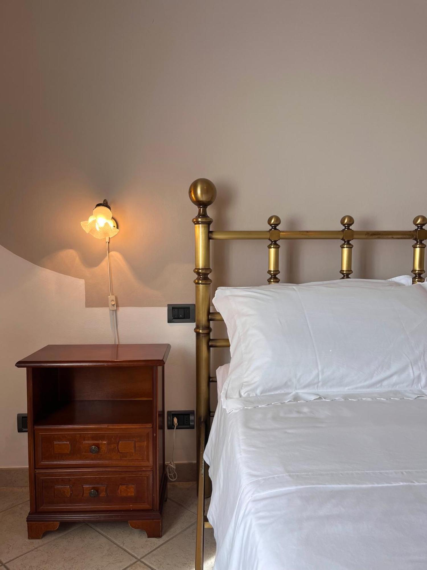 Belvedere Bike Hotel Monta Room photo